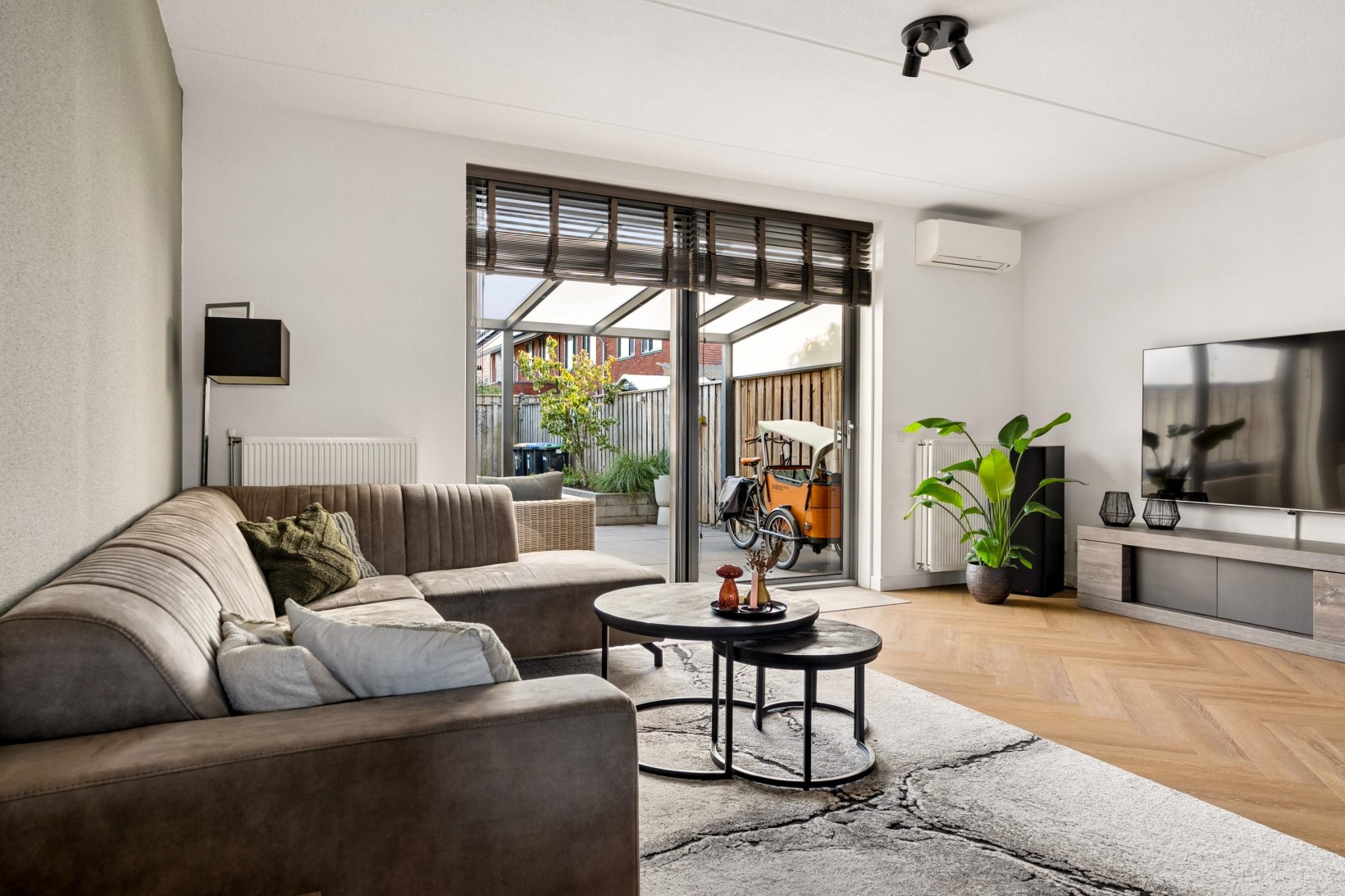 Tussenwoning te koop: Krypton 8, Zeewolde