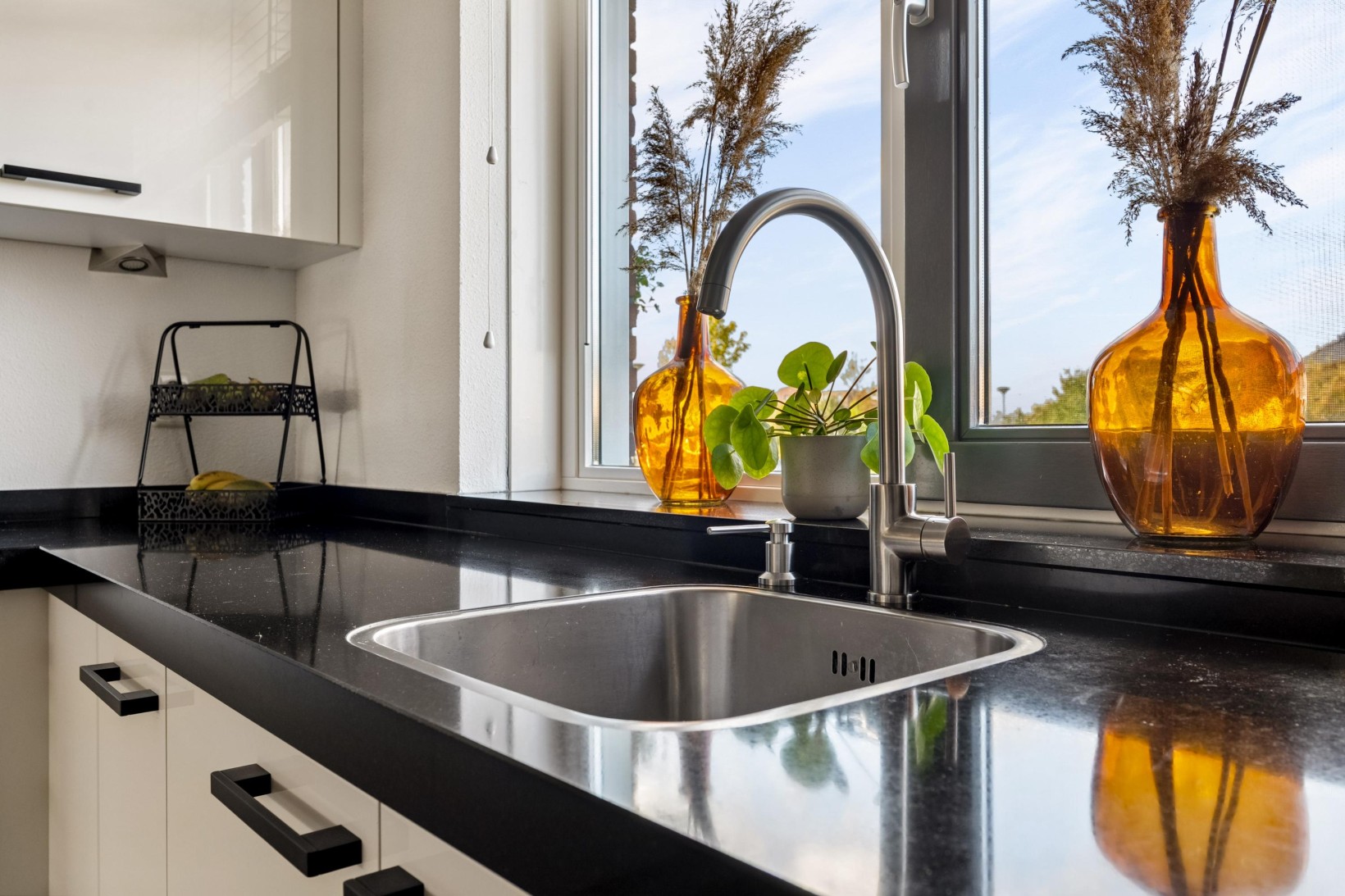 Tussenwoning te koop: Krypton 8, Zeewolde