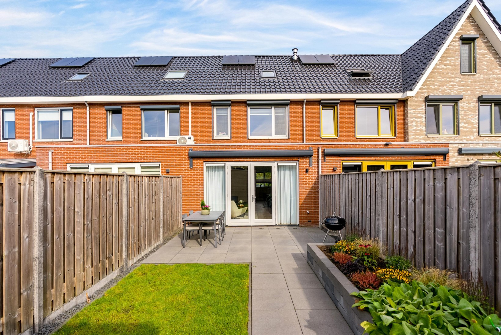 Tussenwoning te koop: De Korenaar 5, Zeewolde