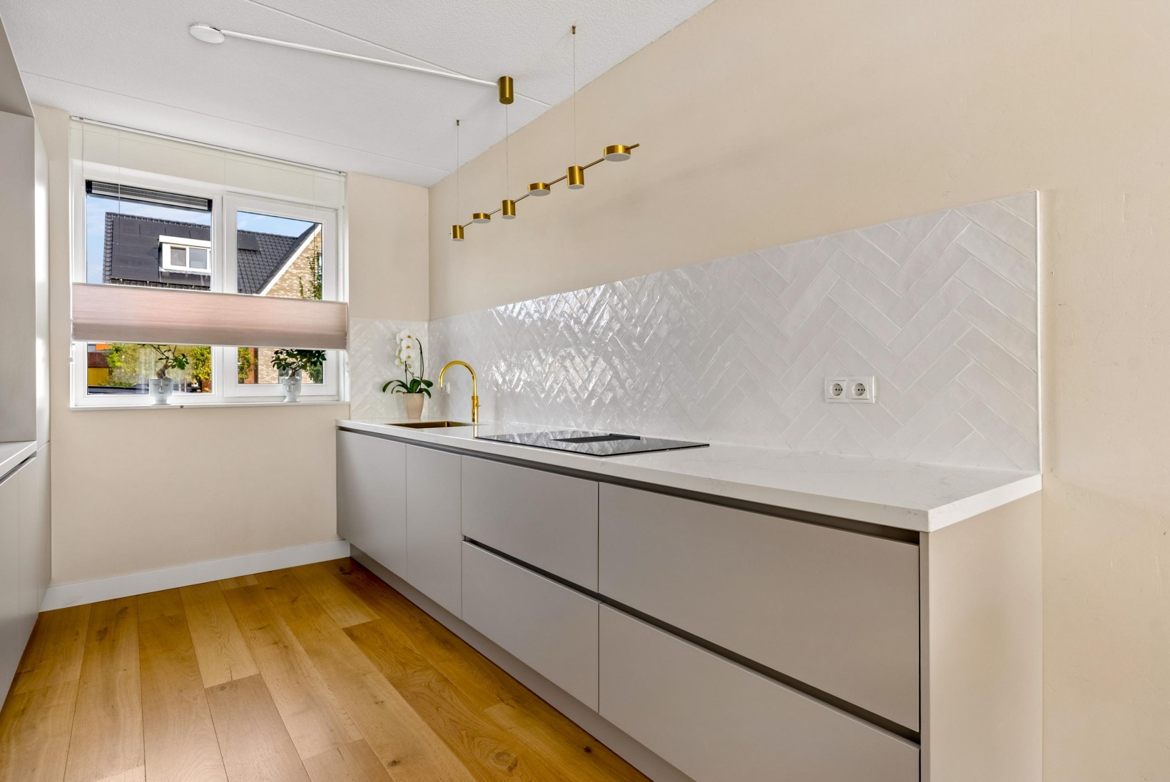Tussenwoning te koop: De Korenaar 5, Zeewolde