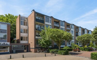 Schrijverspark 83-02