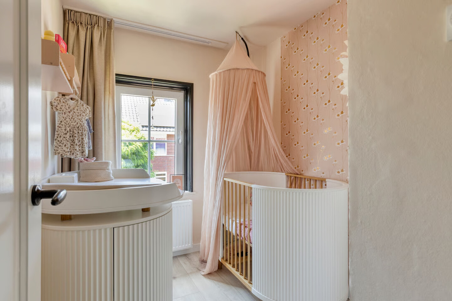 Tussenwoning te koop: Acacialaan 27, Veenendaal