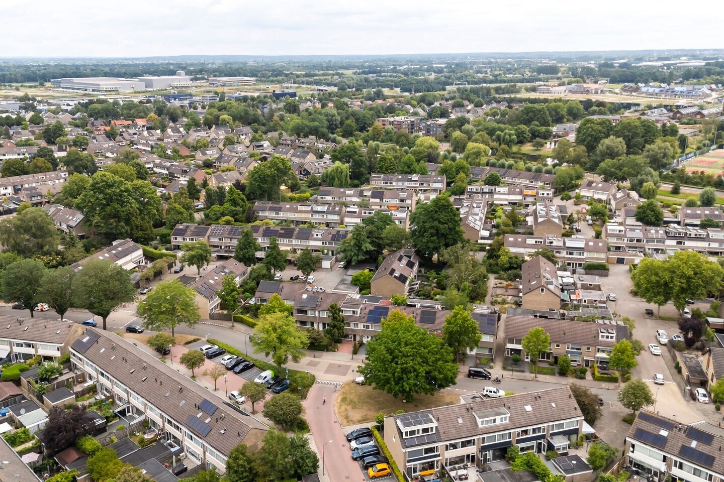 Tussenwoning te koop: Veldweg 42, Veenendaal