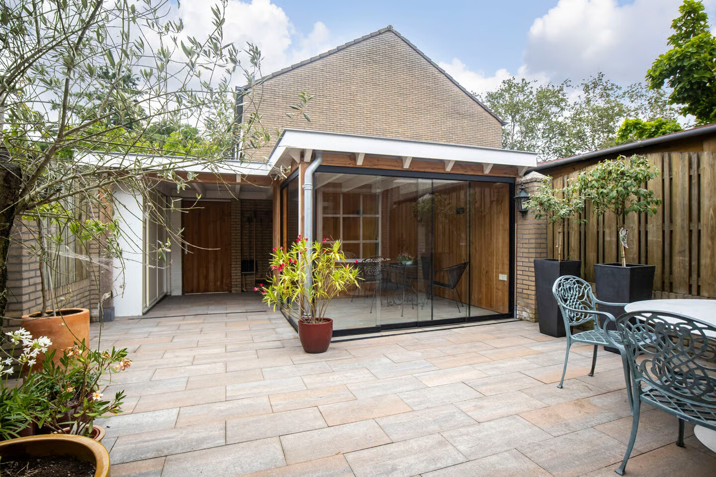 Tussenwoning te koop: Veldweg 42, Veenendaal