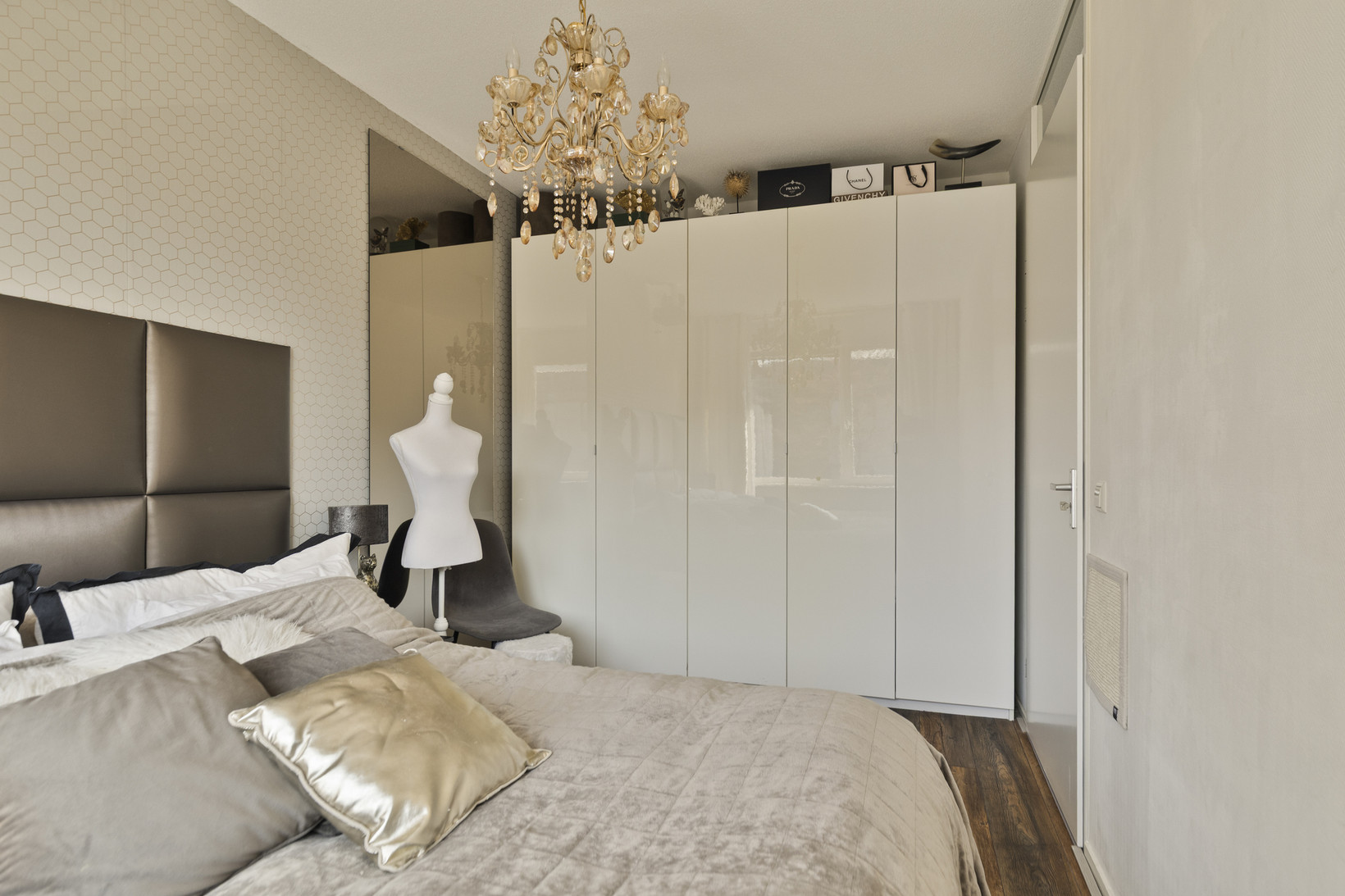 Tussenwoning te koop: Sadatstraat 6, Veenendaal