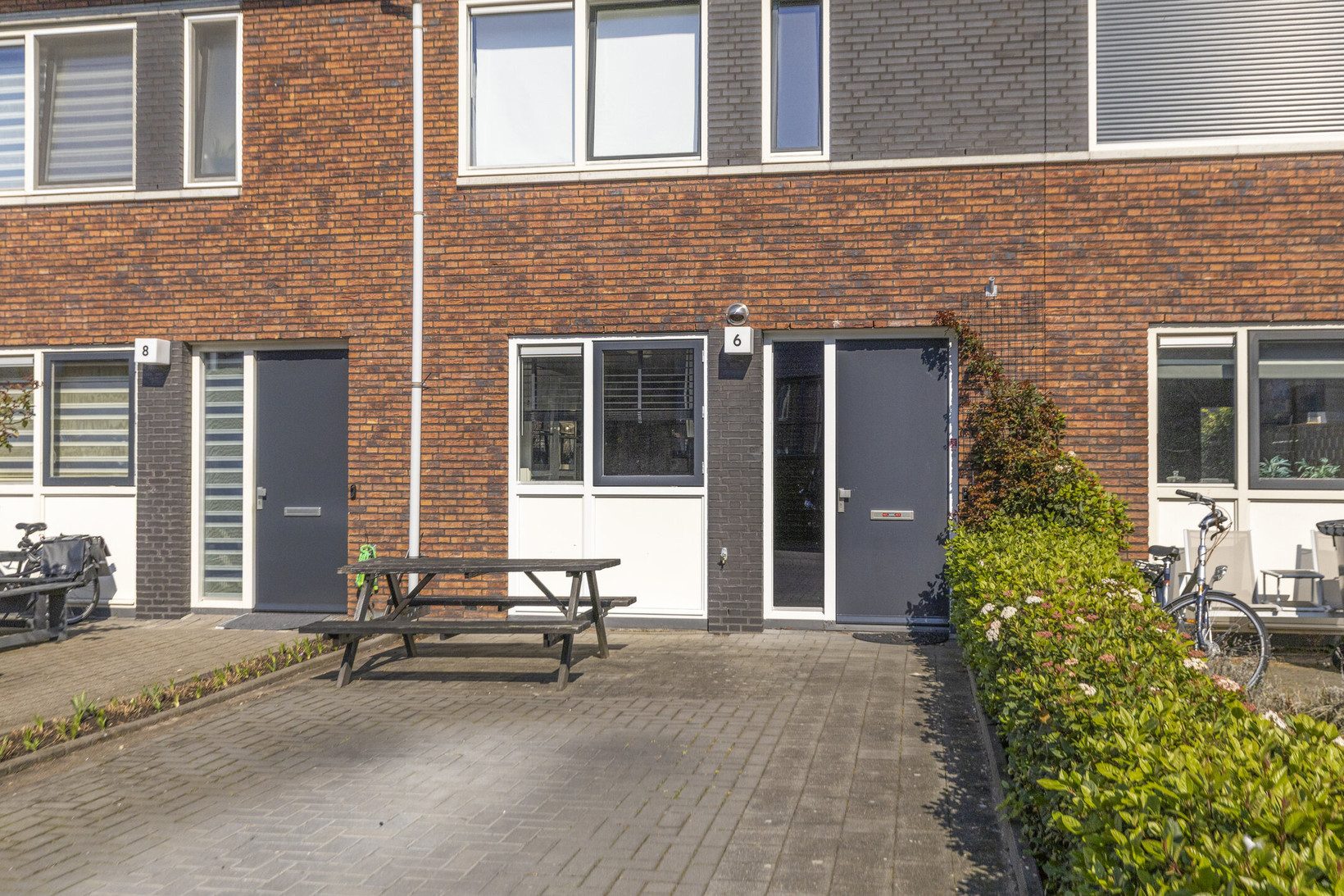 Tussenwoning te koop: Sadatstraat 6, Veenendaal