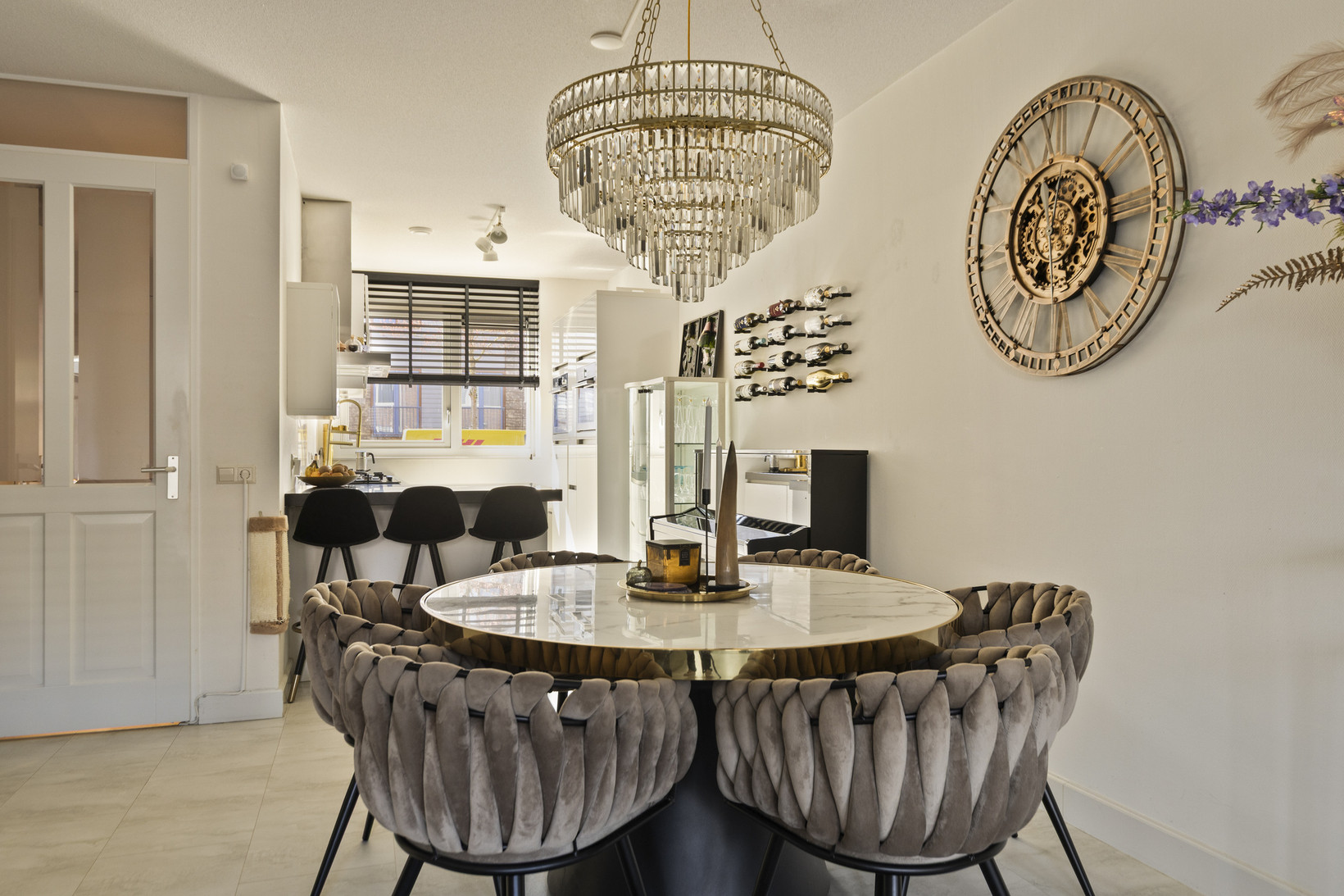 Tussenwoning te koop: Sadatstraat 6, Veenendaal
