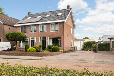 Parallelweg 74