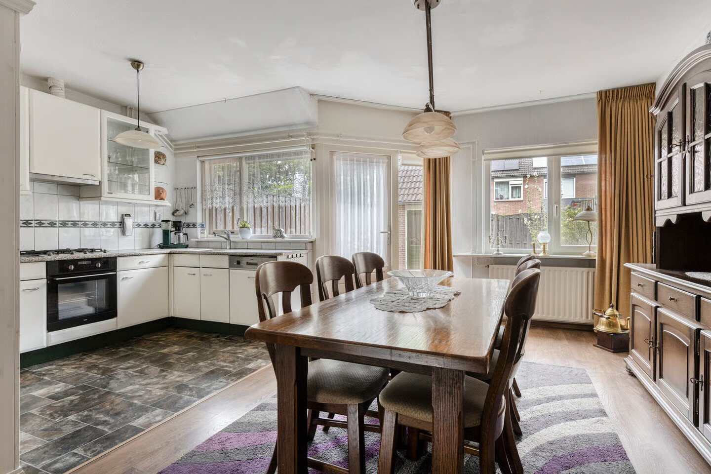 Tussenwoning te koop: Bezaan 22, Veenendaal