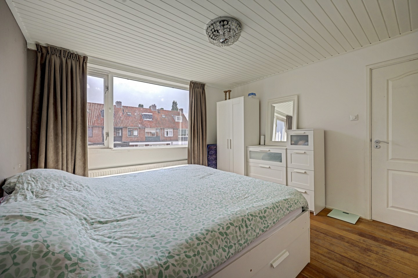 Tussenwoning te koop: Gerard de Lairessestraat 9, Veenendaal
