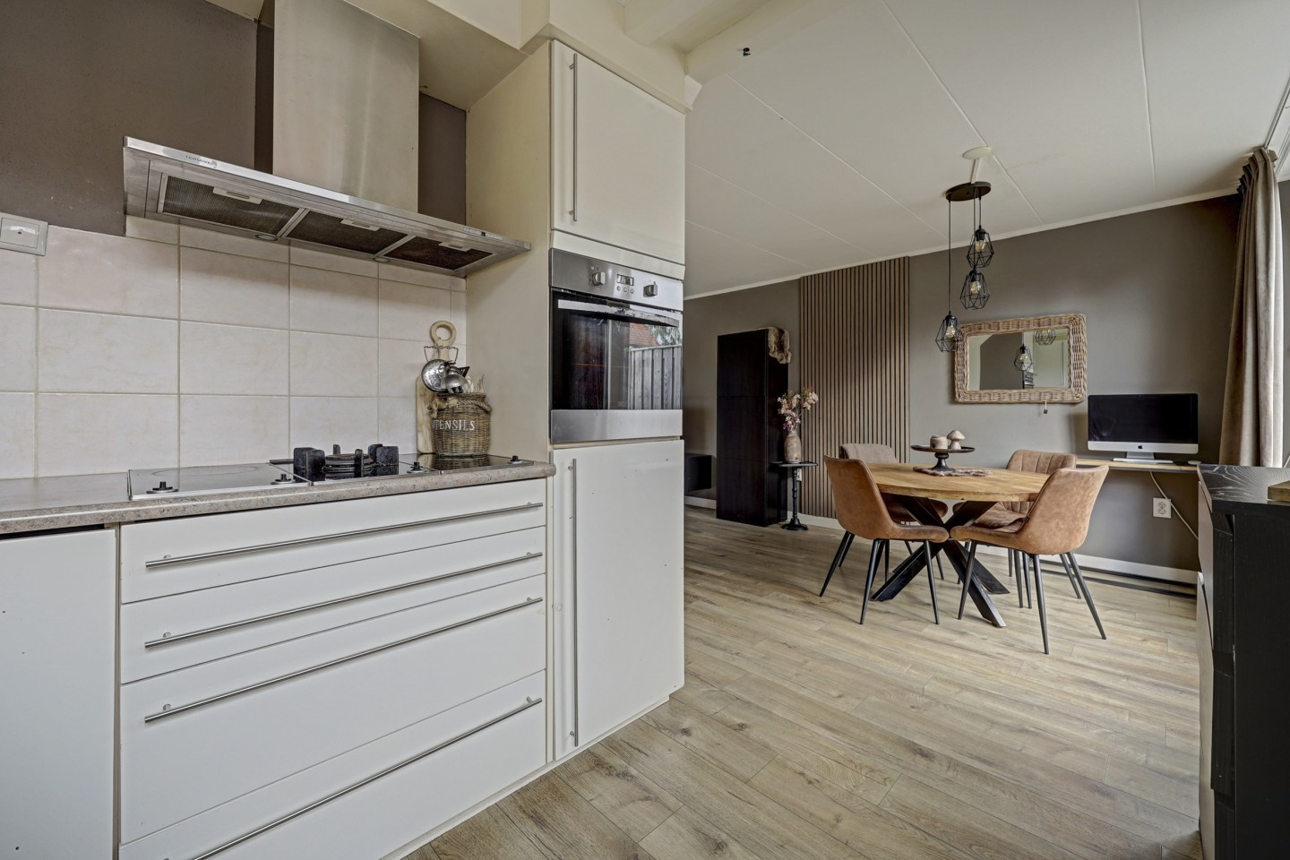 Tussenwoning te koop: Gerard de Lairessestraat 9, Veenendaal