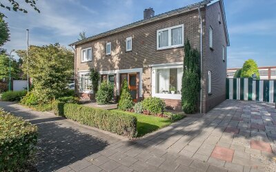 J.P.C. Leinweberstraat 61