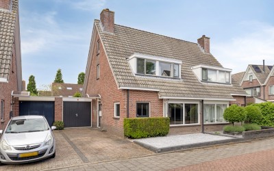 Debussystraat 4