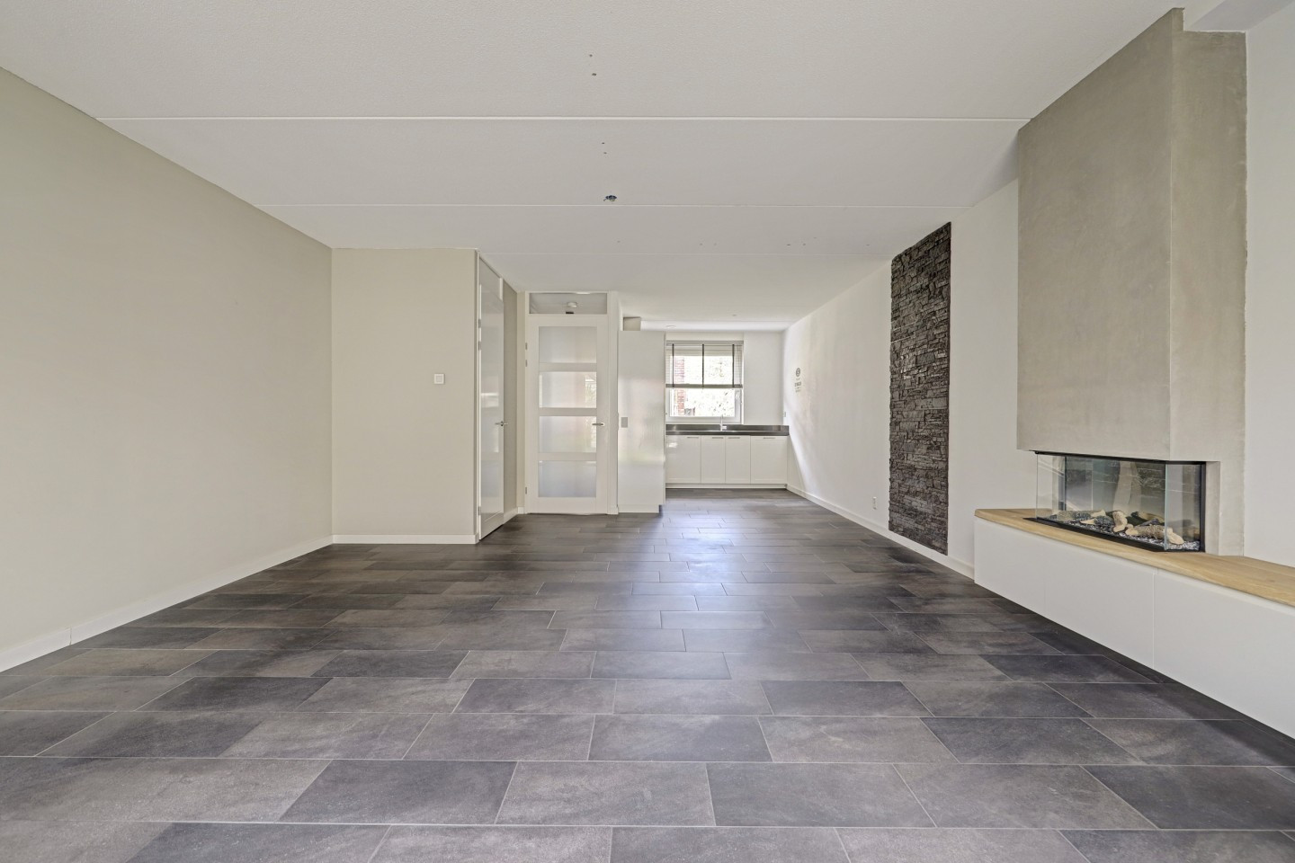 Tussenwoning te koop: Van de Brinkerf 6, Veenendaal