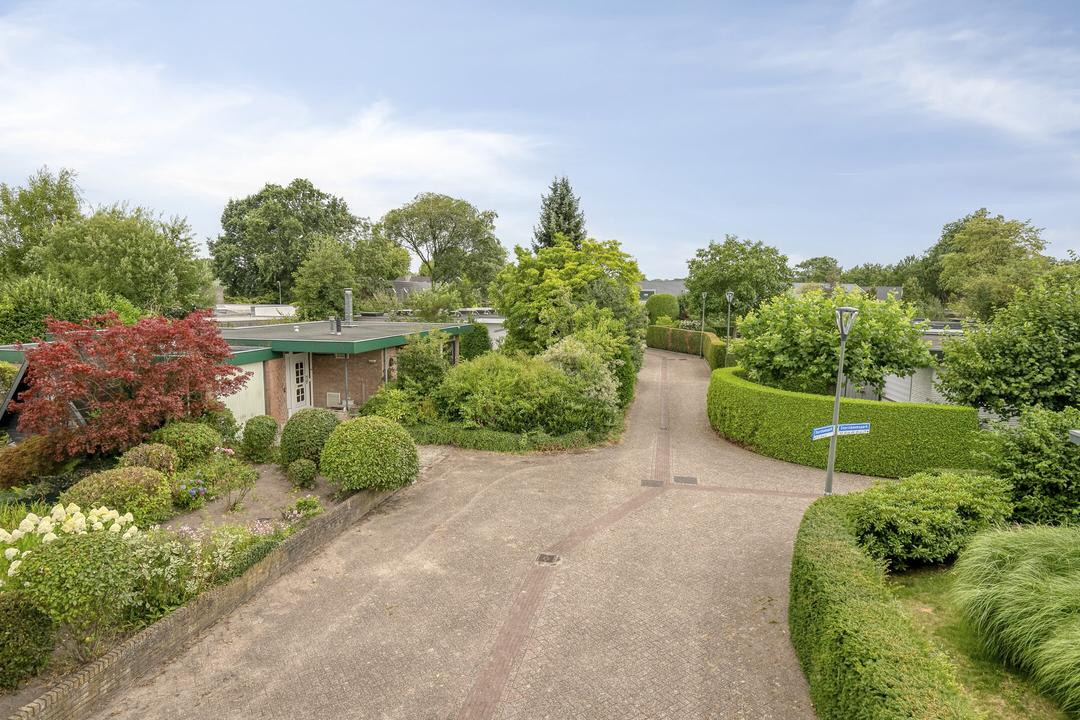 Vrijstaande woning te koop: Doornboomspark 15, Scherpenzeel
