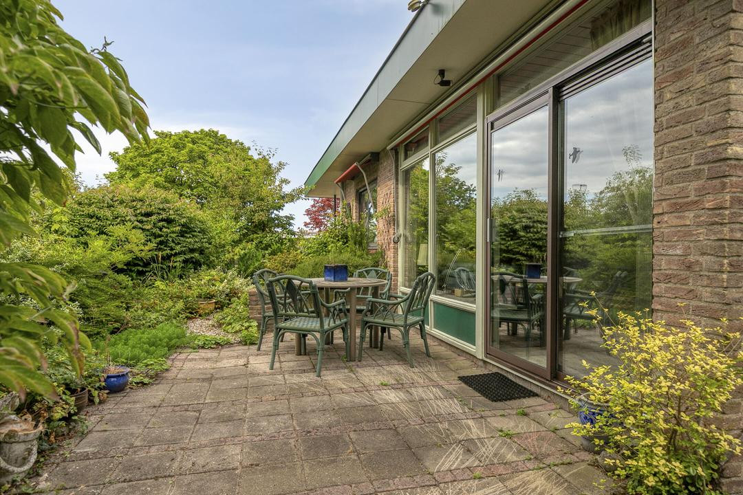 Vrijstaande woning te koop: Doornboomspark 15, Scherpenzeel