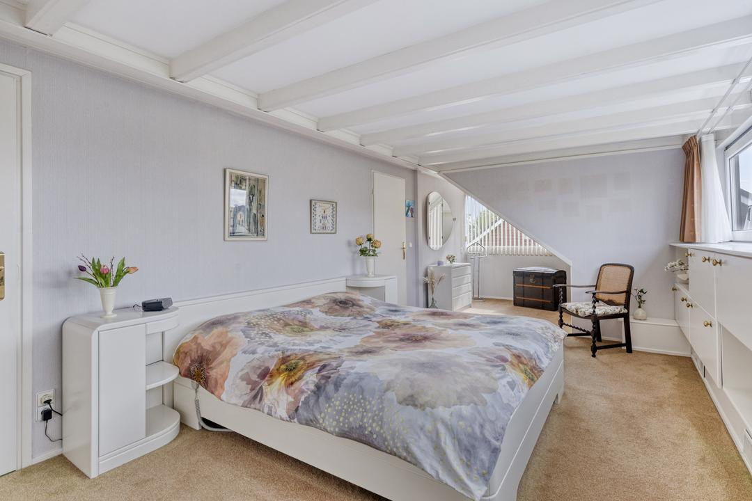 Tussenwoning te koop: Eikenlaan 55, Scherpenzeel