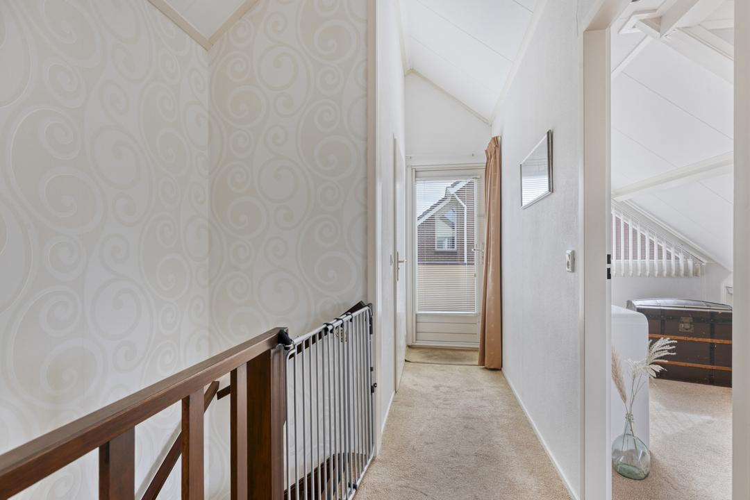 Tussenwoning te koop: Eikenlaan 55, Scherpenzeel
