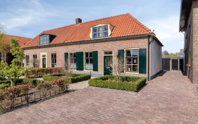 Dorpsstraat 104