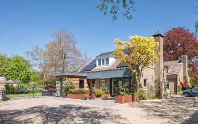 Stationsweg Oost 235