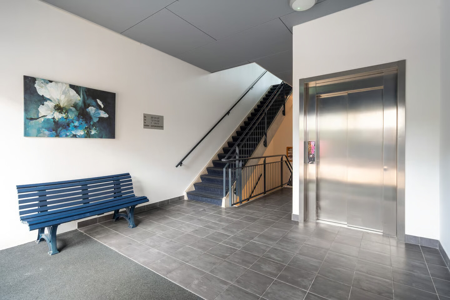 Appartement te koop: De Henschoterhof 24, Woudenberg