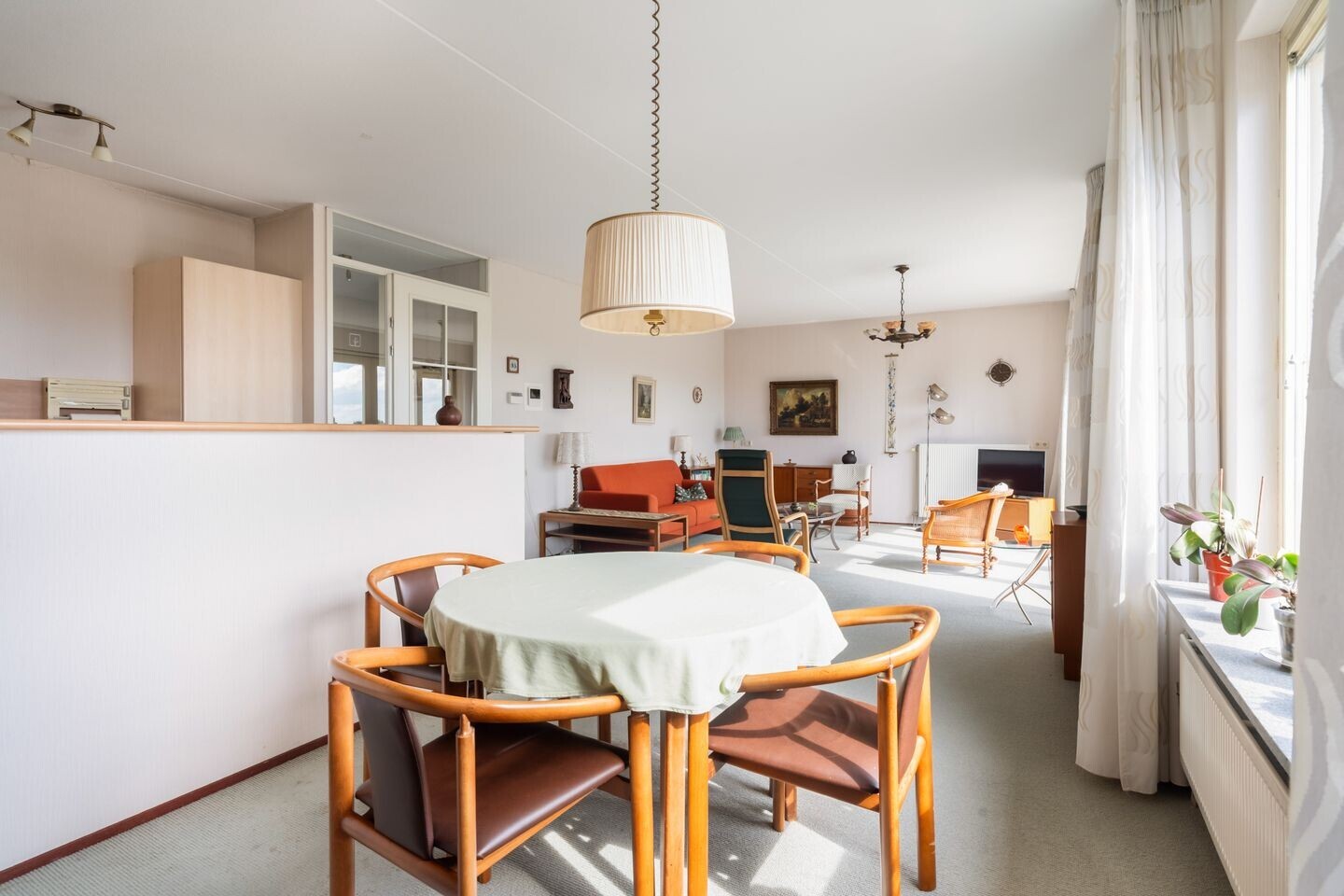 Appartement te koop: De Henschoterhof 24, Woudenberg