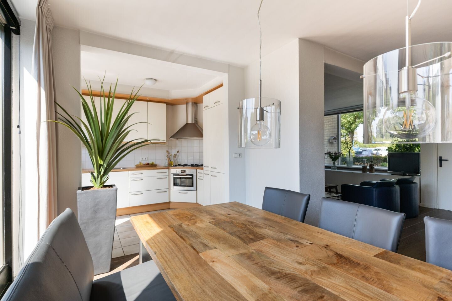 Tussenwoning te koop: John F. Kennedylaan 73, Woudenberg