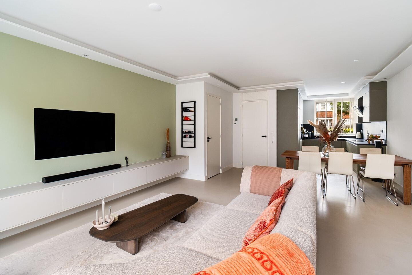 Tussenwoning te koop: Essenlaan 12, Woudenberg