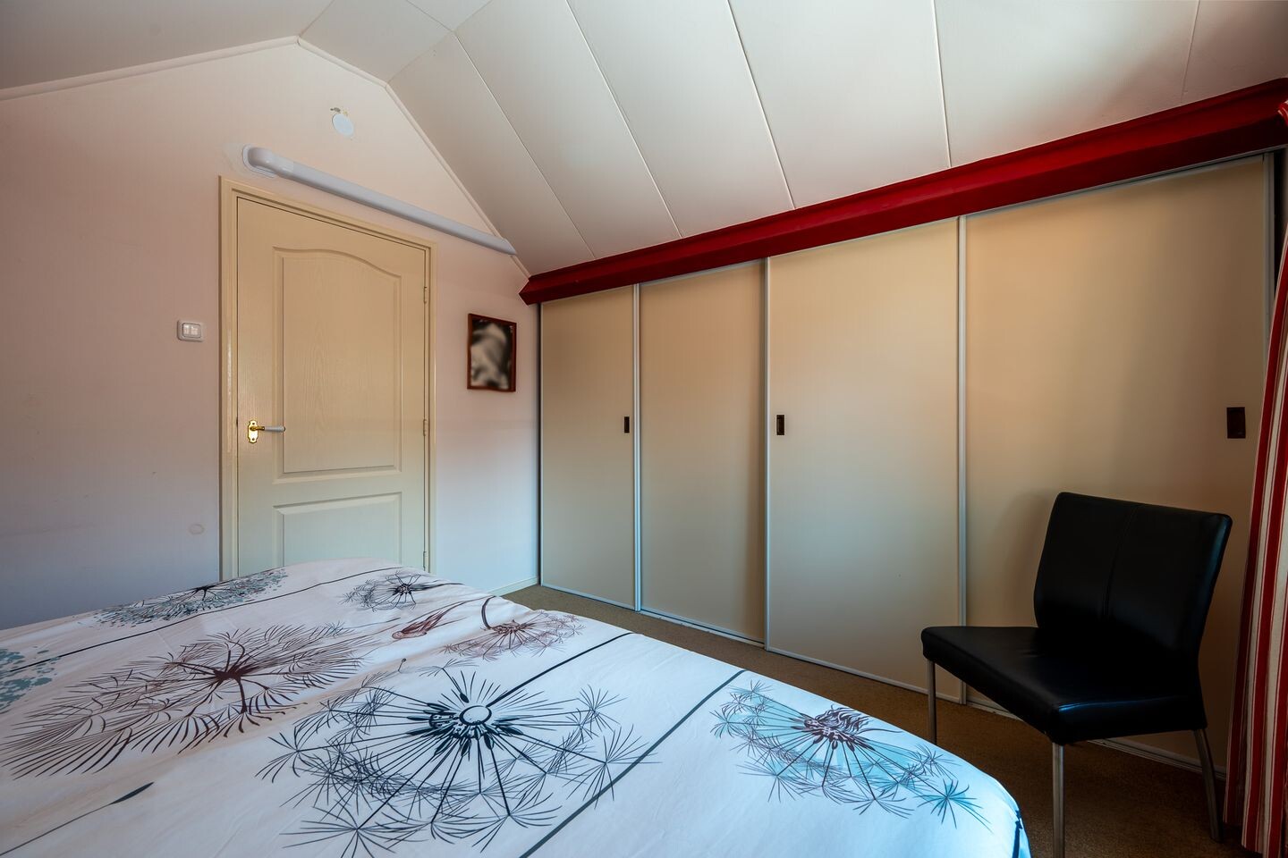 Vrijstaande woning te koop: Middenlaan 22, Doorn