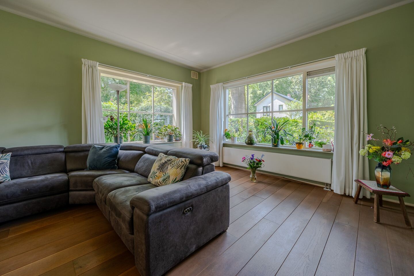 Vrijstaande woning te koop: Middenlaan 22, Doorn