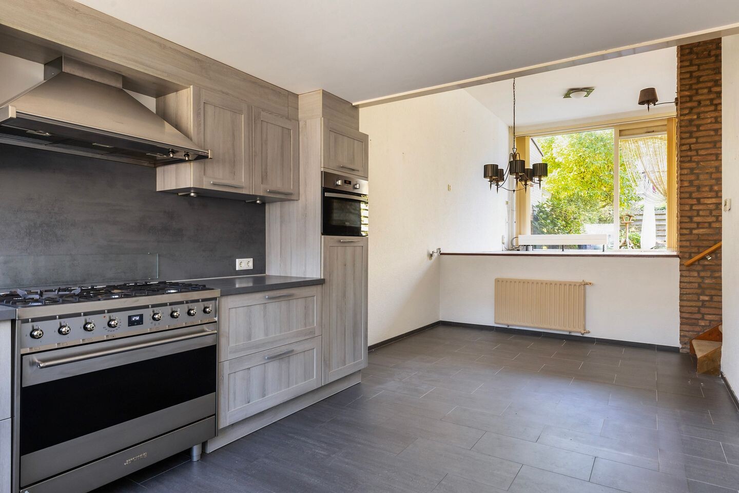 Tussenwoning te koop: Perengaard 9, Doorn