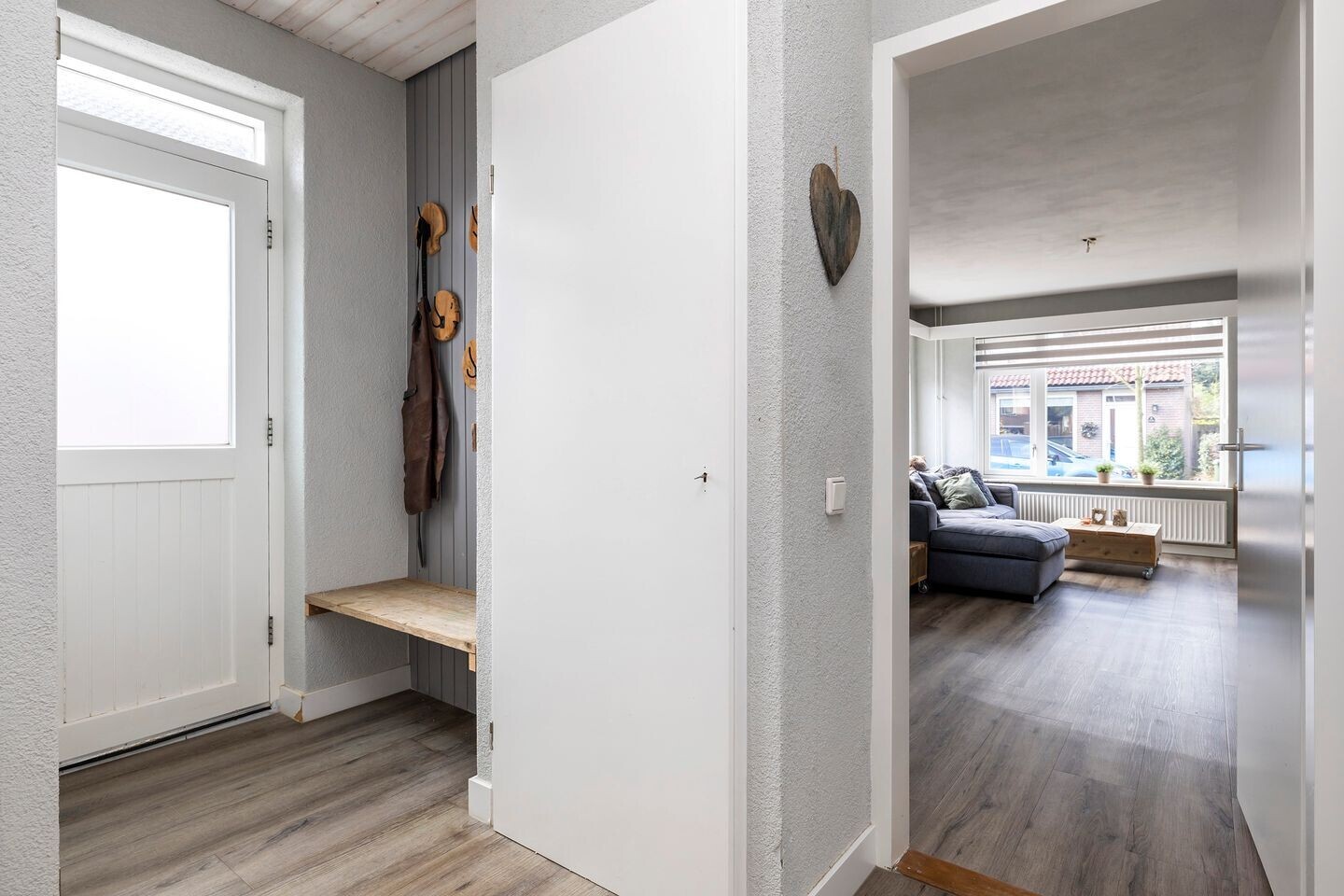 Twee-onder-één-kap te koop: van Bennekomweg 24, Doorn