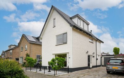 Burgemeester van Beeck Calkoenstraat 38
