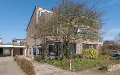 Plutohof 5