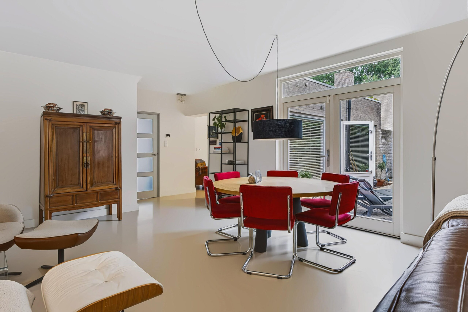Tussenwoning te koop: Burgemeester Martenslaan 51, Leersum