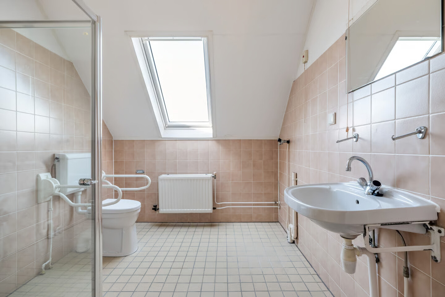 Tussenwoning te koop: Wilgenhof 12, Leersum