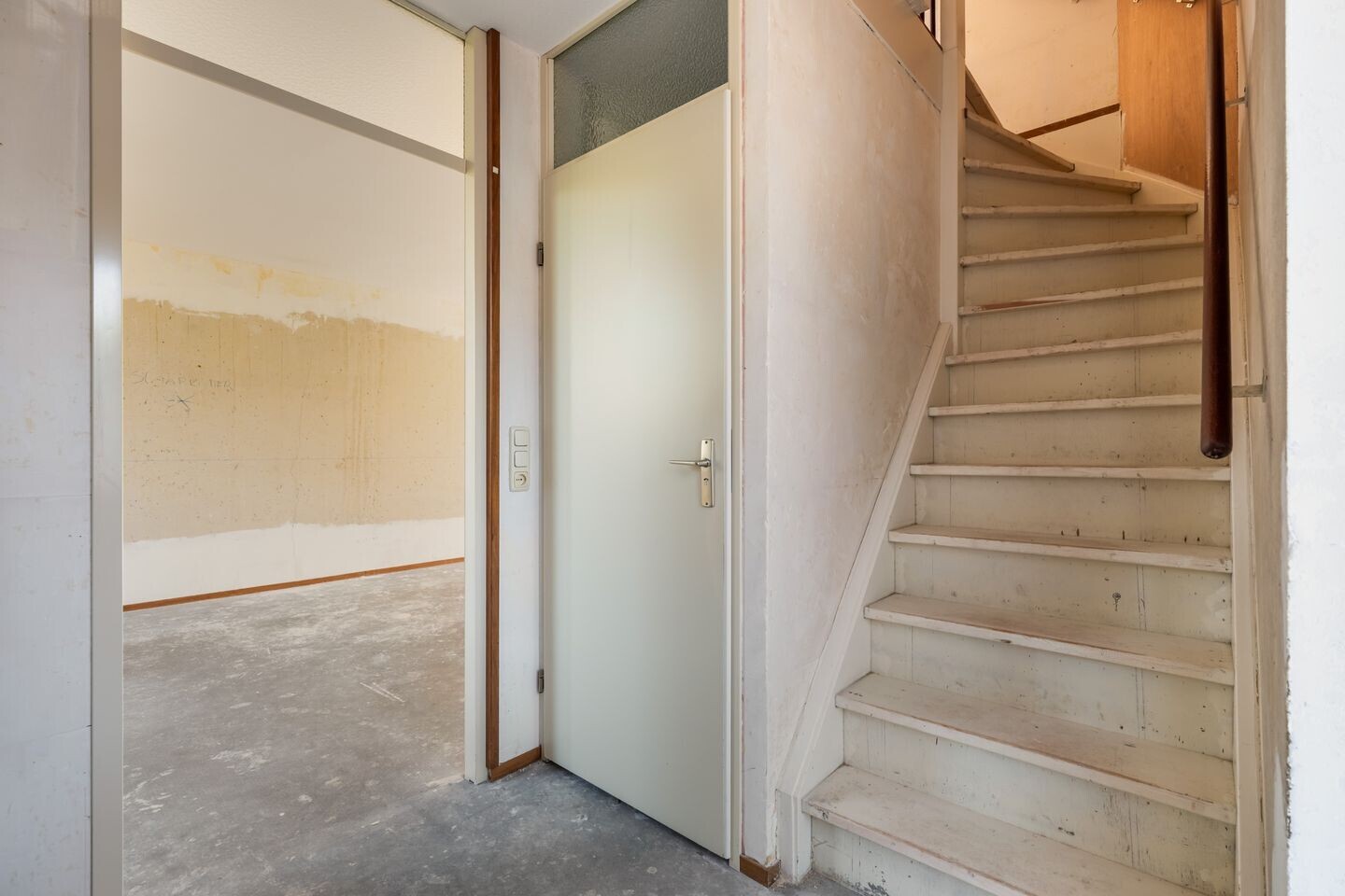 Tussenwoning te koop: Wilgenhof 12, Leersum