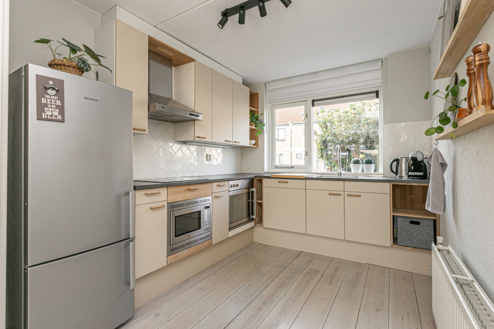 Tussenwoning te koop: Hunze 39, Wijk Bij Duurstede