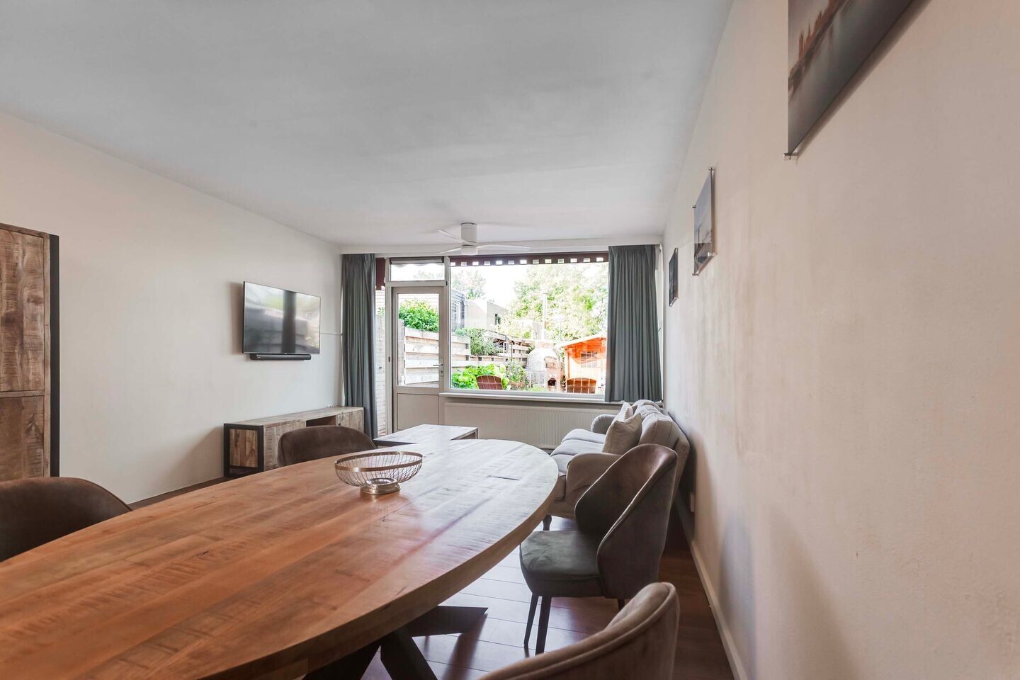 Tussenwoning te koop: Karolingersweg 136, Wijk Bij Duurstede