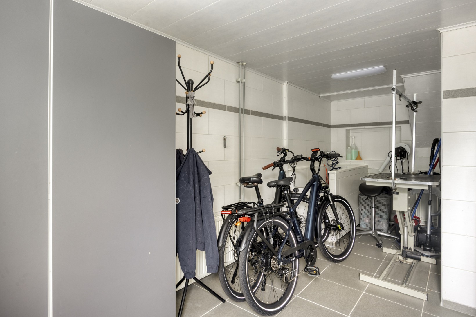 Tussenwoning te koop: Karolingersweg 142, Wijk Bij Duurstede