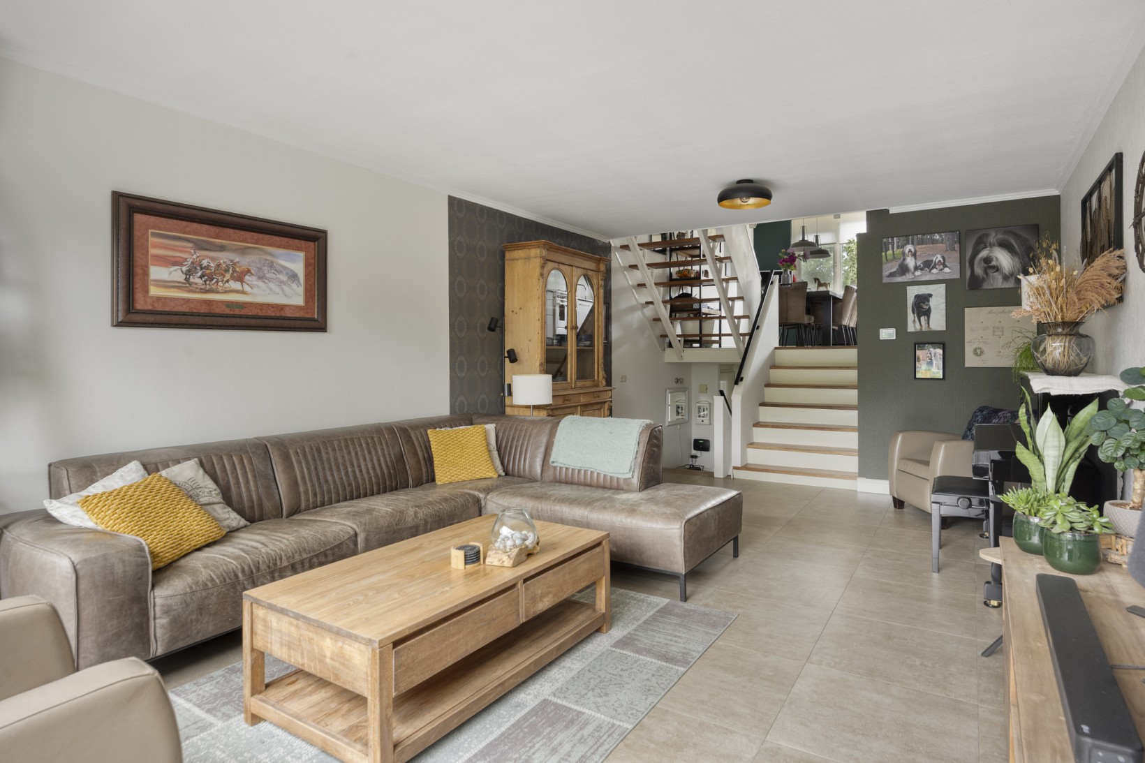 Tussenwoning te koop: Karolingersweg 142, Wijk Bij Duurstede