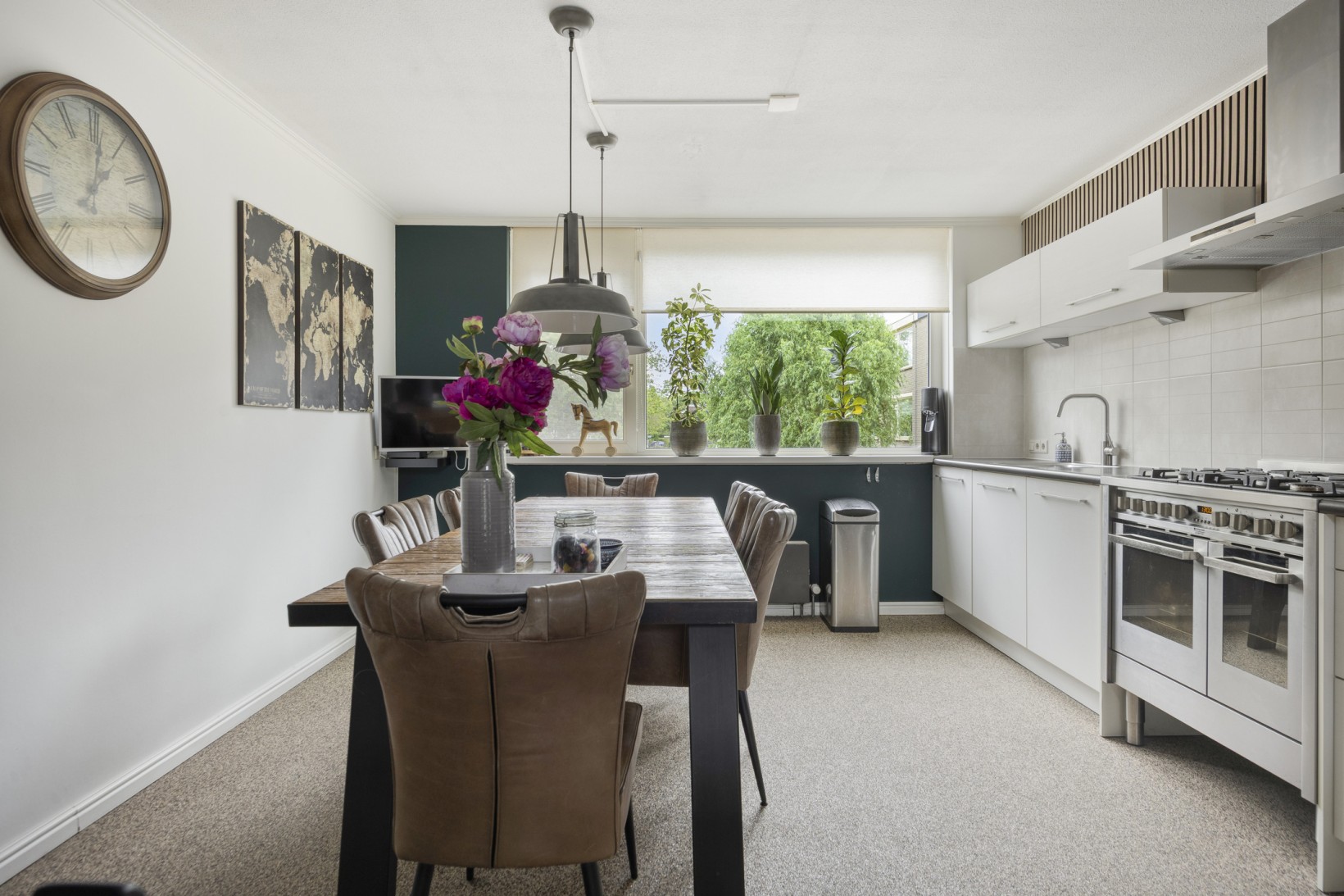 Tussenwoning te koop: Karolingersweg 142, Wijk Bij Duurstede