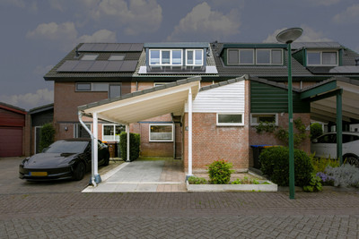 Nieuwe Pyramide 52