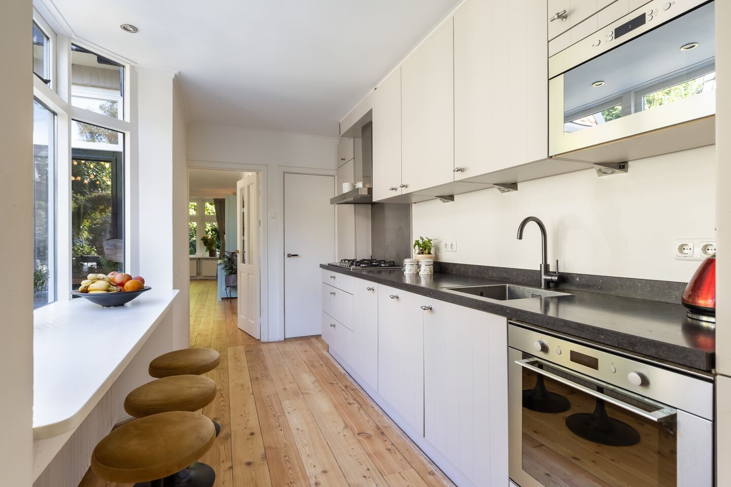 Hoekwoning te koop: van Oosthuyselaan 51, Driebergen-Rijsenburg