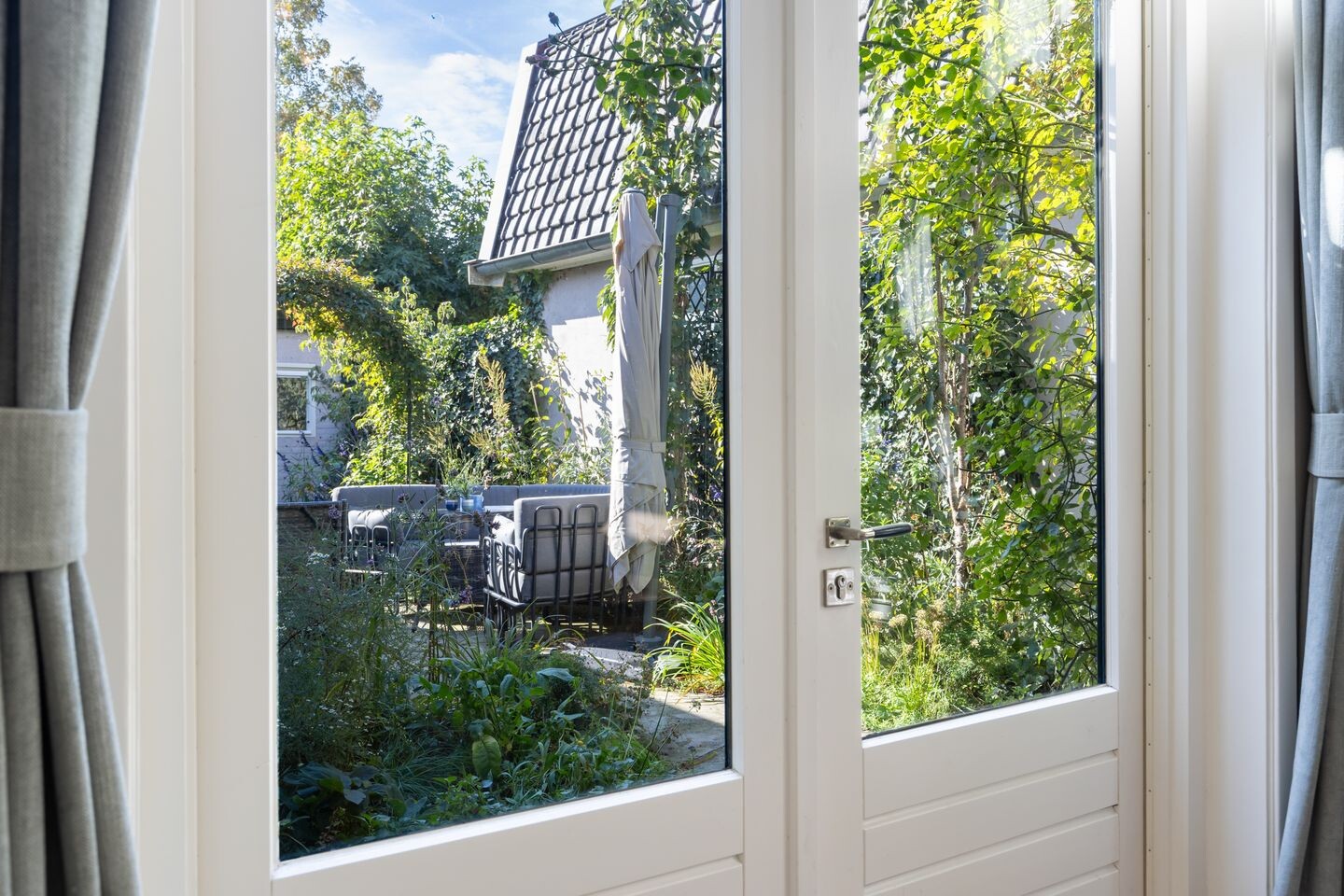 Hoekwoning te koop: van Oosthuyselaan 51, Driebergen-Rijsenburg