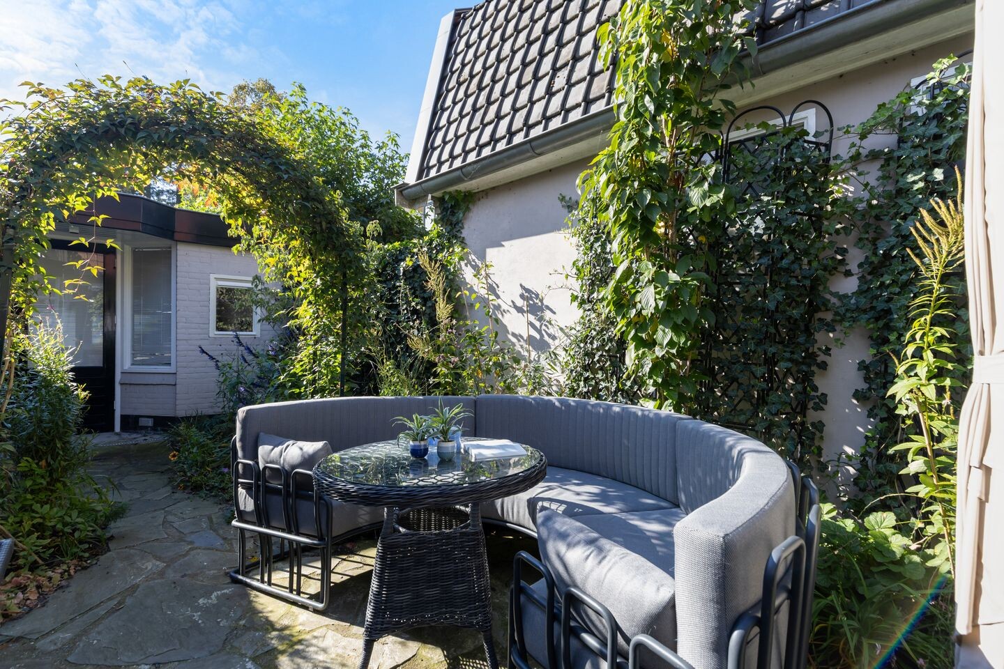 Hoekwoning te koop: van Oosthuyselaan 51, Driebergen-Rijsenburg