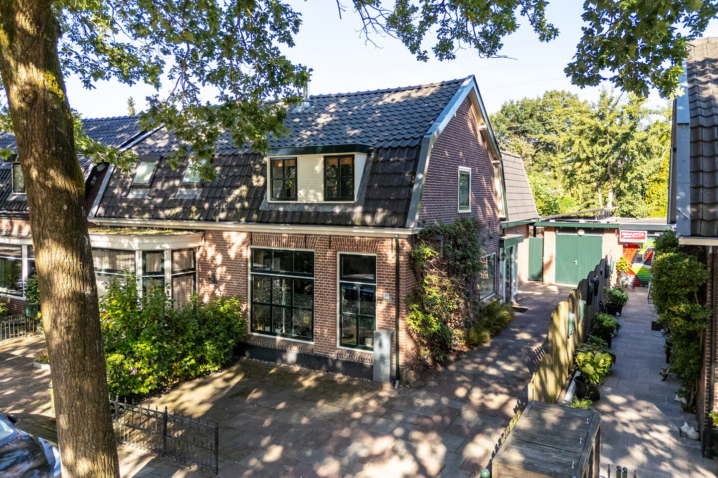 Twee-onder-één-kap te koop: Loolaan 39, Driebergen-Rijsenburg
