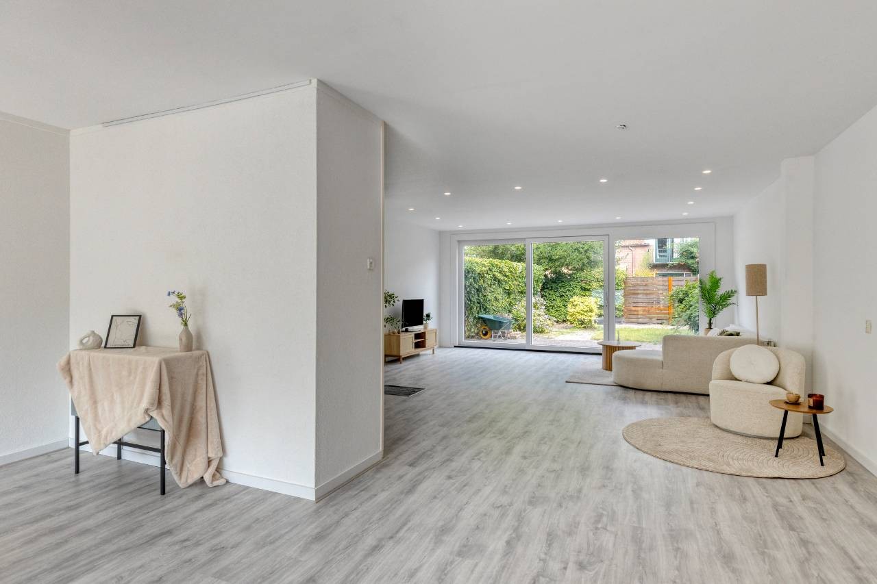 Tussenwoning te koop: Larixlaan 17, Driebergen-Rijsenburg