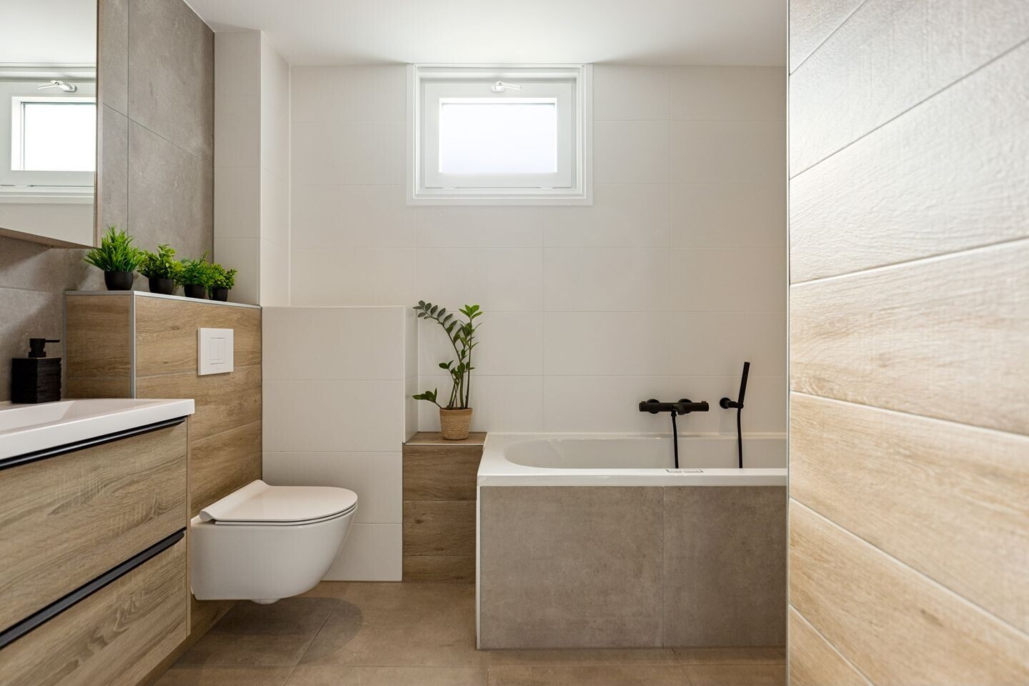 Tussenwoning te koop: Faunalaan 31, Driebergen-Rijsenburg