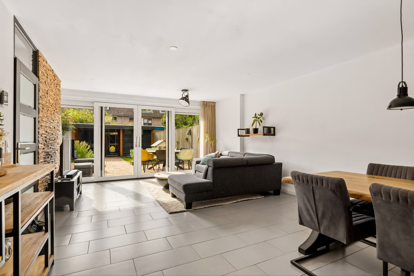 Tussenwoning te koop: Faunalaan 31, Driebergen-Rijsenburg